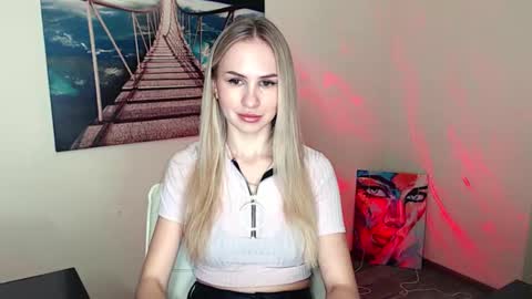 Erika online show from 11-04-25, 12:59