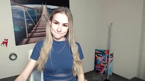 Erika online show from 01-19-26, 01:15