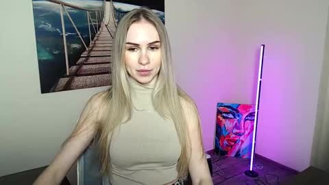 Erika online show from 04-06-26, 11:55