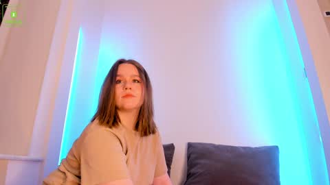 Erika online show from 01-12-26, 04:07