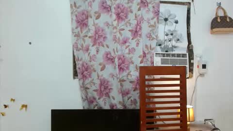 erika  mae online show from 09-22-25, 05:15