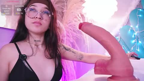 Eri  online show from 12-22-25, 10:18