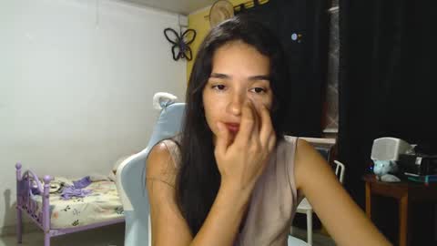 erina_1 online show from 03-11-25, 01:16