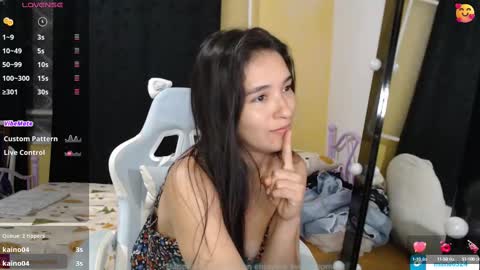 erina_1 online show from 09-13-25, 03:28