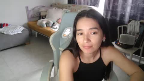 erina_1 online show from 05-21-26, 06:26