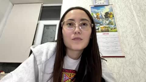 Snapshot of erinnthurmond chatting on 06-06-26, 09:41 Luna online show from 06-06-26, 09:41