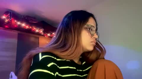 Snapshot of erixed chatting on 05-18-26, 04:07 Gabs online show from 05-18-26, 04:07