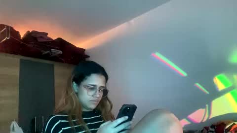Snapshot of erixed chatting on 05-18-26, 04:57 Gabs online show from 05-18-26, 04:57