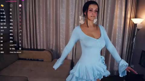 Snapshot of erlinefairall chatting on 09-19-25, 08:20 Erline and Monica online show from 09-19-25, 08:20