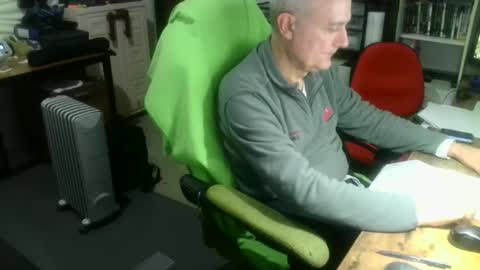 ernello online show from 11-08-25, 10:04