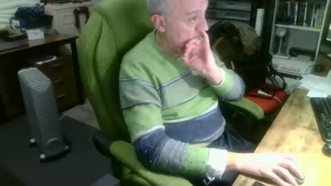 ernello online show from 11-21-25, 04:55