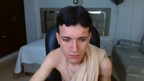 Snapshot of eroboyxox chatting on 02-24-26, 11:14 eroboyxox online show from 02-24-26, 11:14