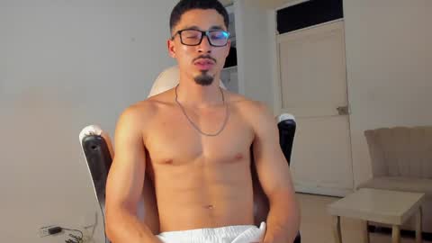 eros_becker_ online show from 05-08-26, 04:51