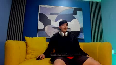 Erosticos online show from 04-19-26, 05:29