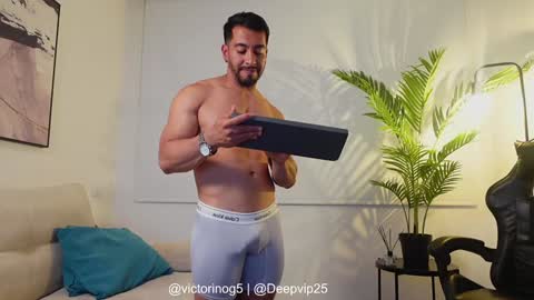 eroswolf online show from 01-23-25, 11:36