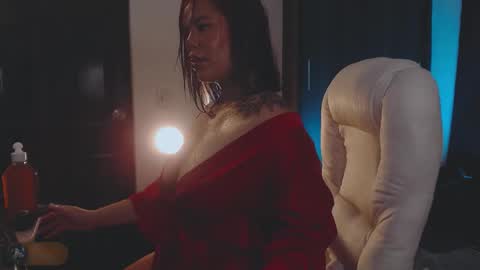 yhoa online show from 12-20-25, 05:25