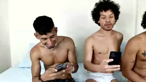 Snapshot of erotic_city_boyz69 chatting on 02-27-25, 09:25 WILL online show from 02-27-25, 09:25