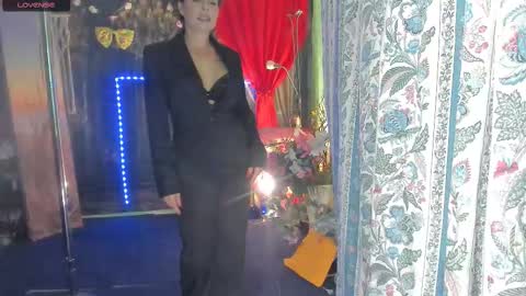 Eve online show from 10-09-25, 05:22