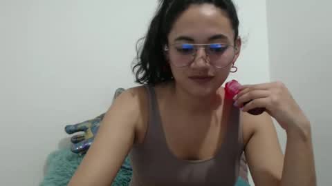 Snapshot of erotic_fusion_ chatting on 01-27-25, 01:37 erotic_fusion_ online show from 01-27-25, 01:37