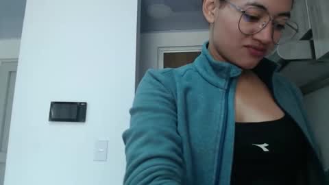 Snapshot of erotic_fusion_ chatting on 11-01-25, 02:52 erotic_fusion_ online show from 11-01-25, 02:52