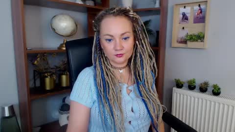 Snapshot of erotic_kaya chatting on 01-20-25, 05:48 KAYA online show from 01-20-25, 05:48