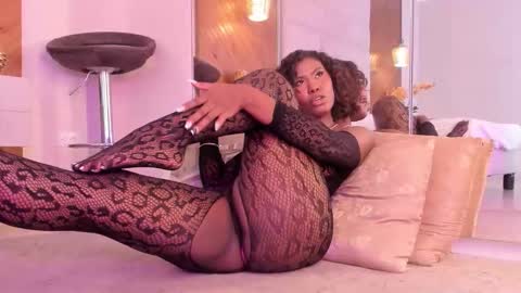 Snapshot of eroticalana_ chatting on 02-21-26, 12:55 Alana online show from 02-21-26, 12:55