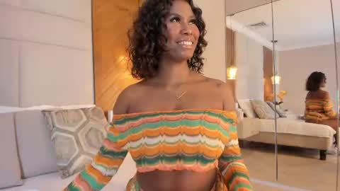 Snapshot of eroticalana_ chatting on 06-23-26, 11:58 Alana online show from 06-23-26, 11:58