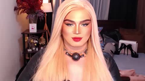 Snapshot of eroticfowler69 chatting on 12-09-24, 08:44 Anastasia online show from 12-09-24, 08:44