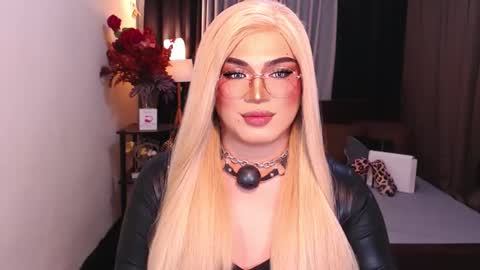 Snapshot of eroticfowler69 chatting on 12-23-24, 06:16 Anastasia online show from 12-23-24, 06:16