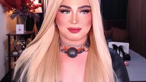 Snapshot of eroticfowler69 chatting on 01-11-25, 08:10 Anastasia online show from 01-11-25, 08:10