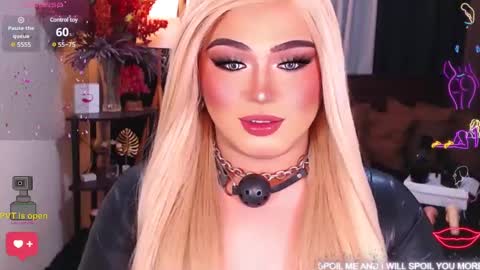 Snapshot of eroticfowler69 chatting on 01-22-25, 05:06 Anastasia online show from 01-22-25, 05:06