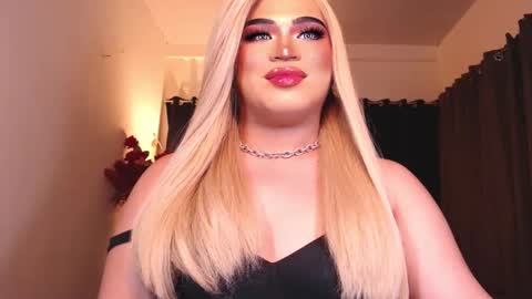 Snapshot of eroticfowler69 chatting on 02-06-25, 08:23 Anastasia online show from 02-06-25, 08:23