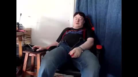 Tom Delaney online show from 02-18-26, 04:19