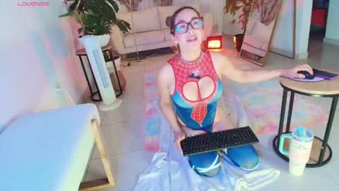 TINY  online show from 10-13-25, 11:05