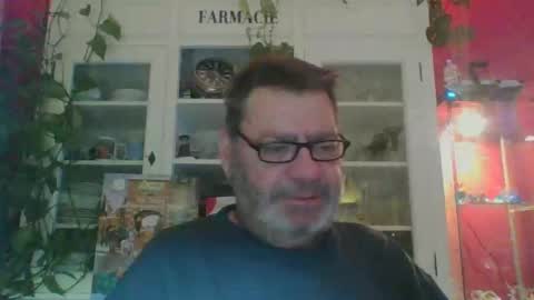 Erwins room welcome sound on online show from 01-05-25, 03:00