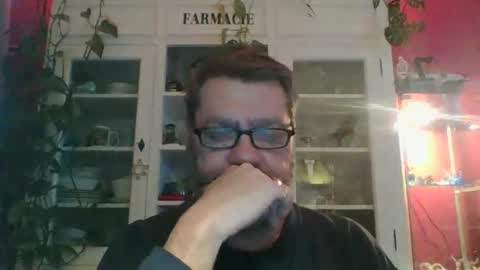 Erwins room welcome sound on online show from 01-13-25, 12:51