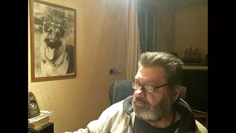 Erwins room welcome sound on online show from 02-19-25, 11:04