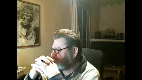 Erwins room welcome sound on online show from 02-20-25, 11:32