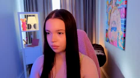 Silvia online show from 06-22-26, 01:41
