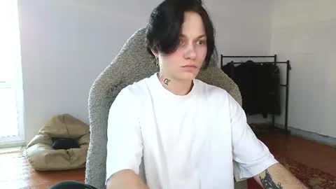 Snapshot of esajukyy chatting on 07-01-26, 11:56 esajukyy online show from 07-01-26, 11:56
