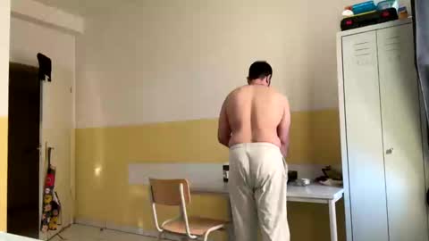 Snapshot of escapee4a chatting on 02-03-25, 08:24 samshiro4k online show from 02-03-25, 08:24