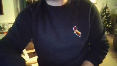 Snapshot of esclavepourfemme chatting on 12-15-24, 09:31 esclavepourfemme online show from 12-15-24, 09:31