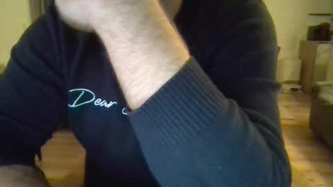 Snapshot of esclavepourfemme chatting on 01-12-25, 08:47 esclavepourfemme online show from 01-12-25, 08:47