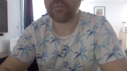 Snapshot of esclavepourfemme chatting on 02-28-25, 10:52 esclavepourfemme online show from 02-28-25, 10:52