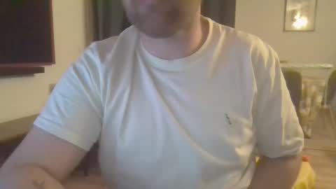 Snapshot of esclavepourfemme chatting on 03-11-25, 09:59 esclavepourfemme online show from 03-11-25, 09:59