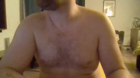 Snapshot of esclavepourfemme chatting on 10-16-25, 08:32 esclavepourfemme online show from 10-16-25, 08:32