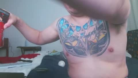 Snapshot of escodamus12 chatting on 12-24-24, 10:22 escodamus12 online show from 12-24-24, 10:22