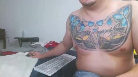 Snapshot of escodamus12 chatting on 12-24-24, 06:28 escodamus12 online show from 12-24-24, 06:28