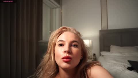 Eseniya online show from 02-28-25, 07:37