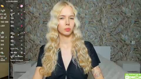 Snapshot of eshcka chatting on 06-16-26, 05:26 Megan and Brad online show from 06-16-26, 05:26